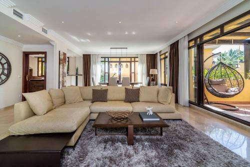 Apartamento Private Oasis In Bah�a Ban�s