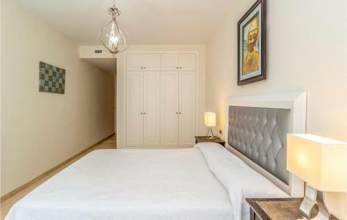 Three-bedroom Apartment In Marbella