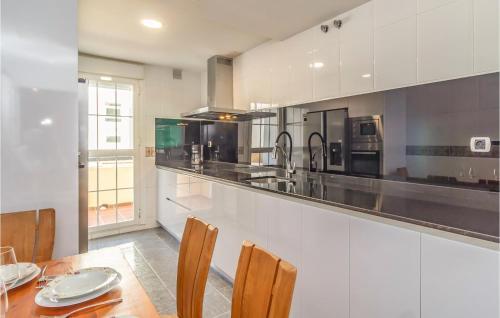 Three-bedroom Apartment In Marbella