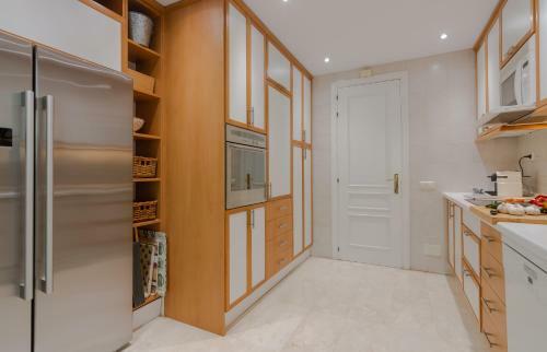 Apartamento 18166 - Superb Front Line Location - Heated Pool