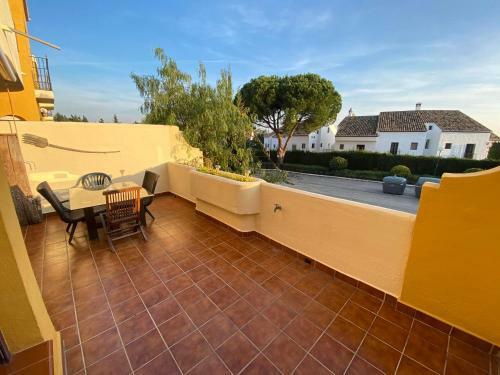 Corona de Nag�eles Townhouse - Eaw Homes