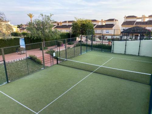 Corona de Nag�eles Townhouse - Eaw Homes