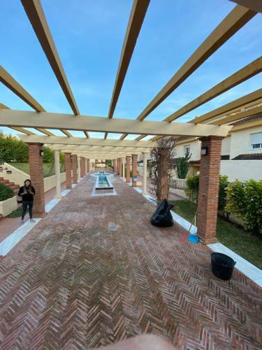 Corona de Nag�eles Townhouse - Eaw Homes