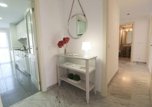 Lovely Bahia Marbella Apartment