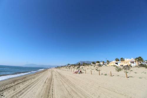 Lovely Bahia Marbella Apartment