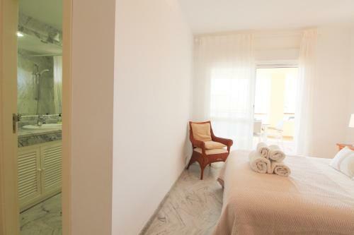 Lovely Bahia Marbella Apartment