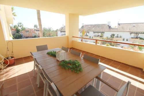 Lovely Bahia Marbella Apartment