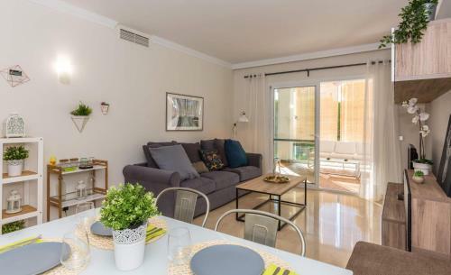 Apartamento Aloha Gardens, Marbella - R9952