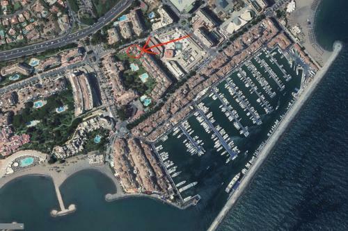 Penthouse Apartment In Puerto Banus Marbella