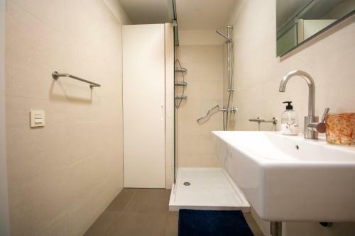 Interesting Apartment Near Beach