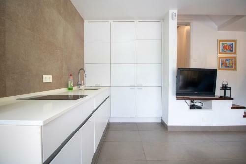 Interesting Apartment Near Beach