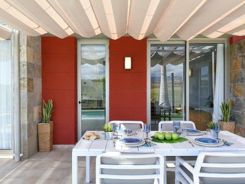 Los Dragos Salobre Golf Villas 3