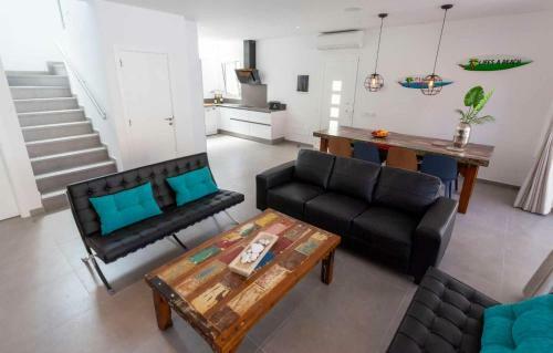 Villa Palm Breeze