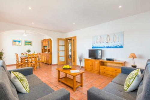 Blanc Arenal Villa, Arenal Den Castell