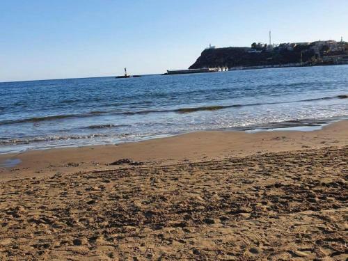 Lovely 2-bed Villa 15 Min Drive To The Beach