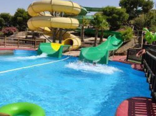 Lovely 2-bed Villa 15 Min Drive To The Beach