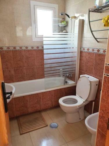 Lovely 2-bed Villa 15 Min Drive To The Beach