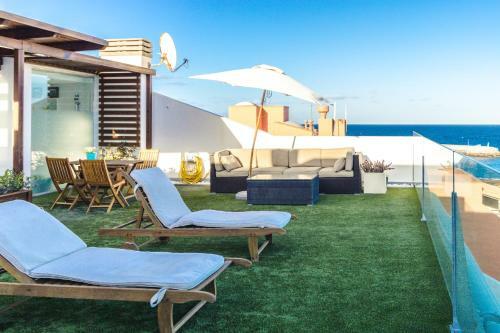 Melenara Beach Avenue Apartments