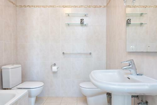 Charming 5br Villa Espa�a By Rafleys