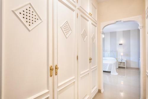 Charming 5br Villa Espa�a By Rafleys