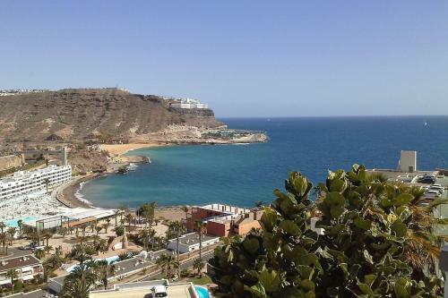 Sunny Air-con Monse�or Apartment