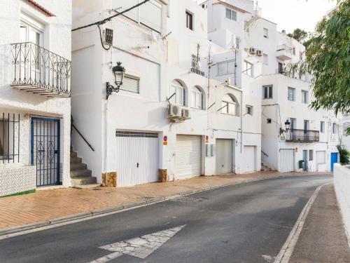 Delightful Apartment In Moj�car With Balcony
