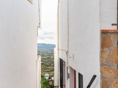 Delightful Apartment In Moj�car With Balcony