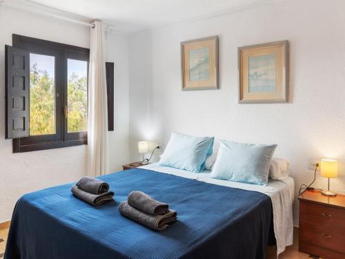 Delightful Apartment In Moj�car With Balcony