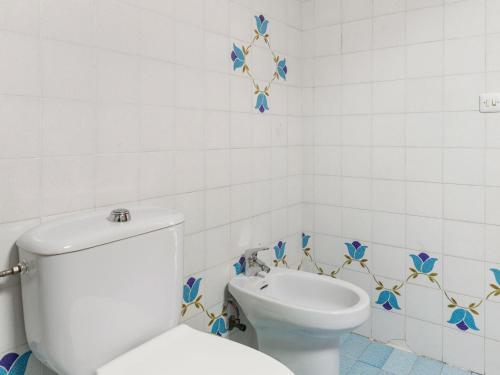 Delightful Apartment In Moj�car With Balcony