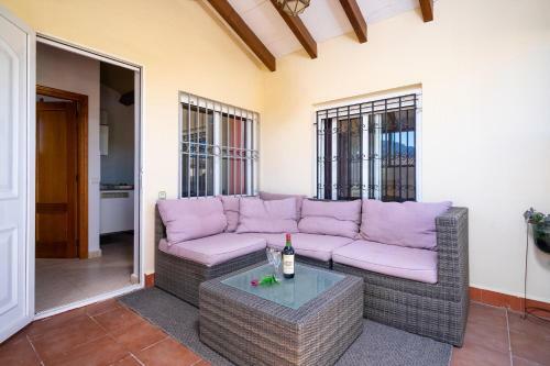 Molinell Holiday Home Sleeps 6 With Air Con And Wifi