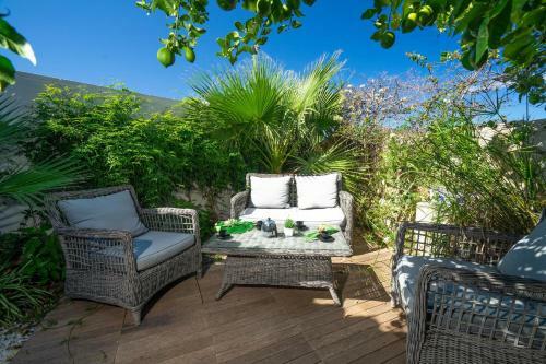 Molinell Holiday Home Sleeps 6 With Air Con And Wifi