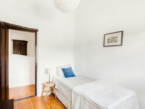 Attractive Villa In Montefrio With Private Swimming Pool