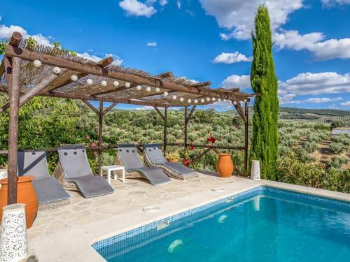 Attractive Villa In Montefrio With Private Swimming Pool