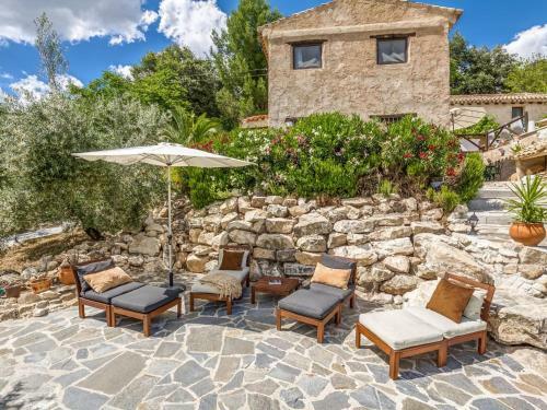 Attractive Villa In Montefrio With Private Swimming Pool