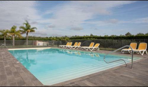 Montbrio Del Camp Villa Sleeps 14 With Pool And Air Con