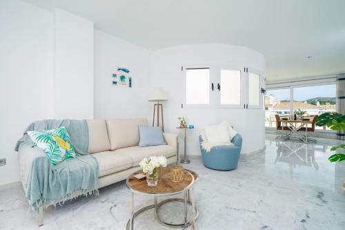 Moraira Apartment Sleeps 4 Air Con Wifi
