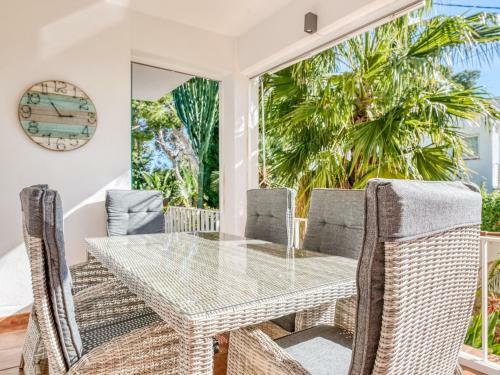 Charming Villa With Private Swimming Pool Located 100 M From The Sea