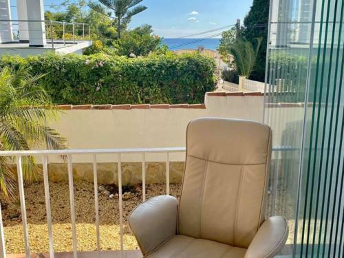 Charming Villa With Private Swimming Pool Located 100 M From The Sea