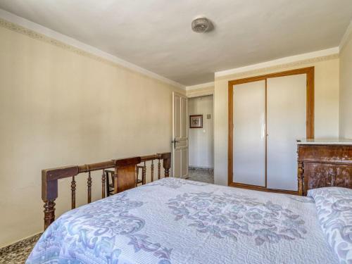 Spacious Cottage In Moratalla With Swimming Pool