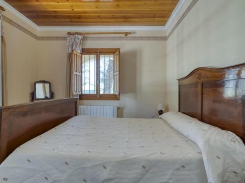 Spacious Cottage In Moratalla With Swimming Pool