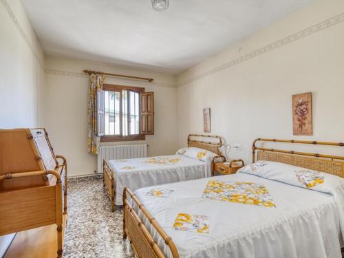 Spacious Cottage In Moratalla With Swimming Pool