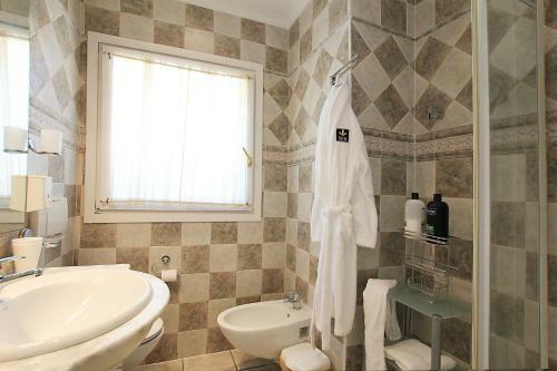 Gorgeous Private Villa For 10 In Moraira