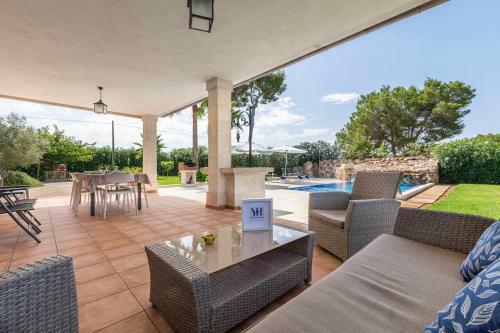 Yourhouse Romani Villa