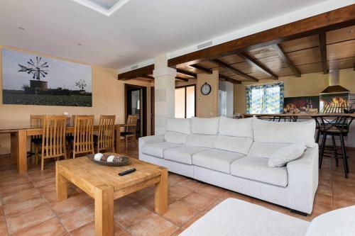 Yourhouse Romani Villa