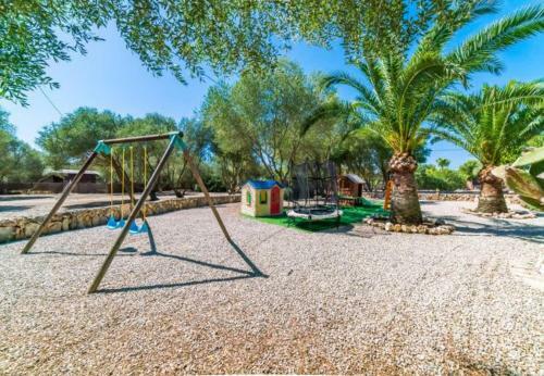 Muro Holiday Home Sleeps 9 With Pool Air Con And Wifi