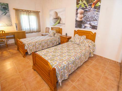 Muro Villa Sleeps 8 With Pool And Air Con