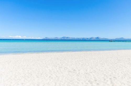 Benestar Pool And Beach In Platja de Muro
