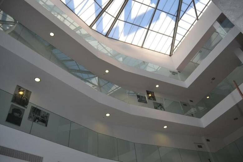 Hostal Spa Suites Ode�n
