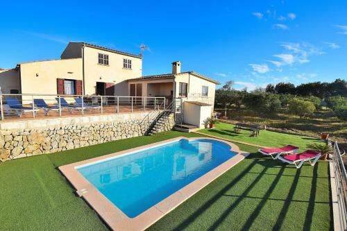 Els Tarongers, Muro 081