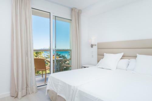Apartments & Studios With Shared Pool, Near The Beach